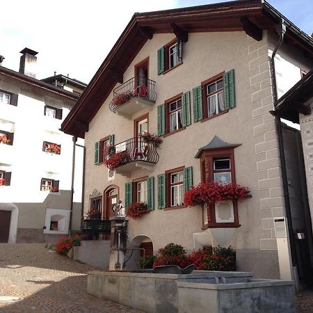 B&B Hotel & Appartements Chasa Valaer Scuol Exterior foto