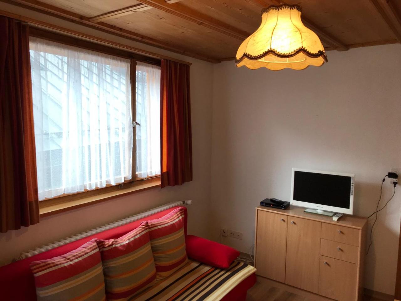 B&B Hotel & Appartements Chasa Valaer Scuol Exterior foto